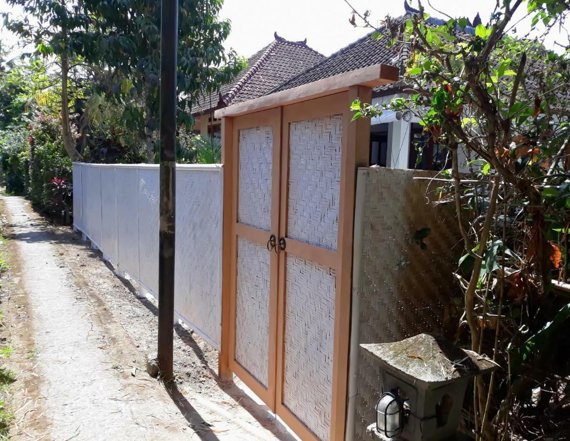 White Creative Villa Campuhan Ubud Exterior foto