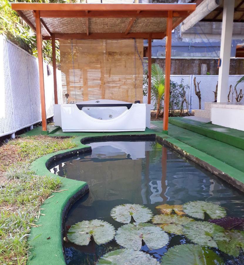 White Creative Villa Campuhan Ubud Exterior foto